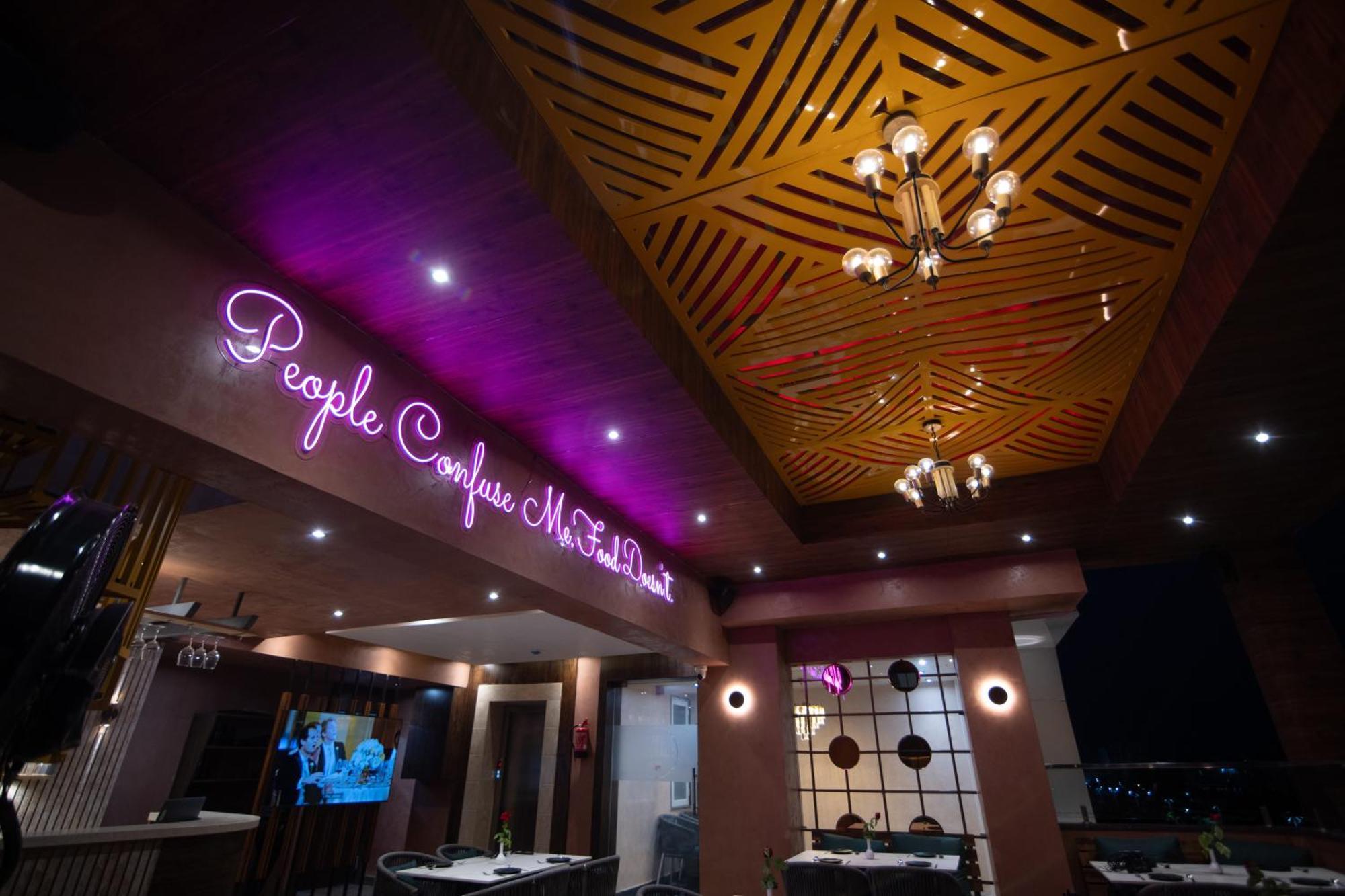 בהופאל Hotel Emerald Inn מראה חיצוני תמונה